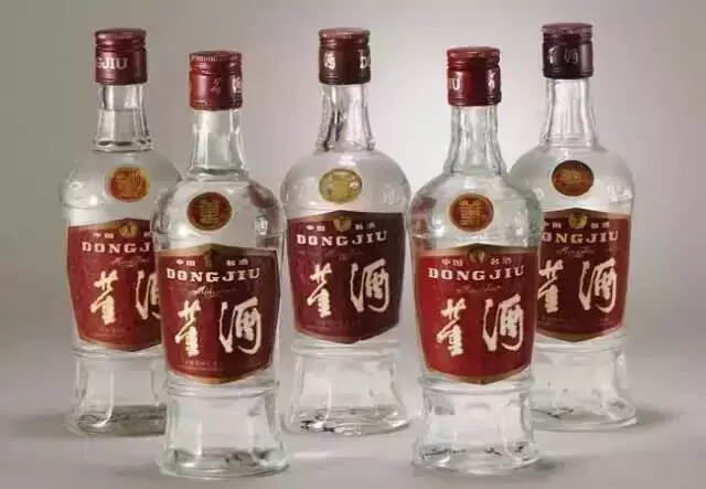 董酒的发展史：董酒外观变迁图鉴