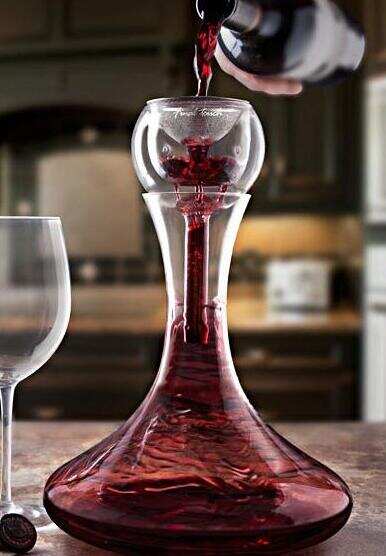葡萄酒喷泉酒杯