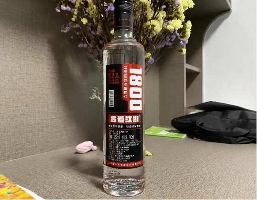 国庆参加酒席“随份子”，随得多不如随得好，不花没必要的钱