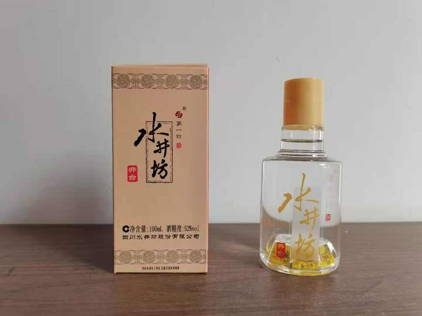 300-500元浓香酒的对比：让我们看看品牌对价格的推动