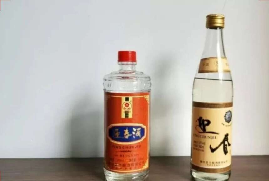 买茅台酒时，为什么会送2只小酒杯？行家：作用很大，建议了解