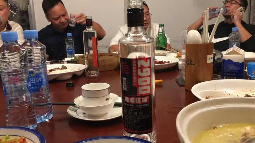 “越存越好喝”的3种便宜白酒，都是牌子货，你存对了几种？