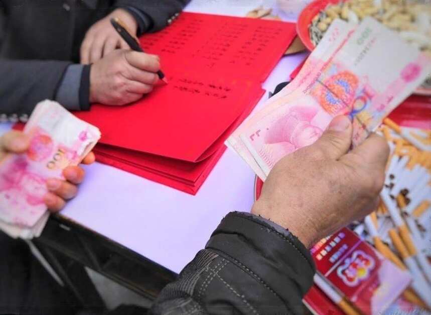 参加婚宴，牢记“随礼2原则，喝酒3要选”，省钱不失体面