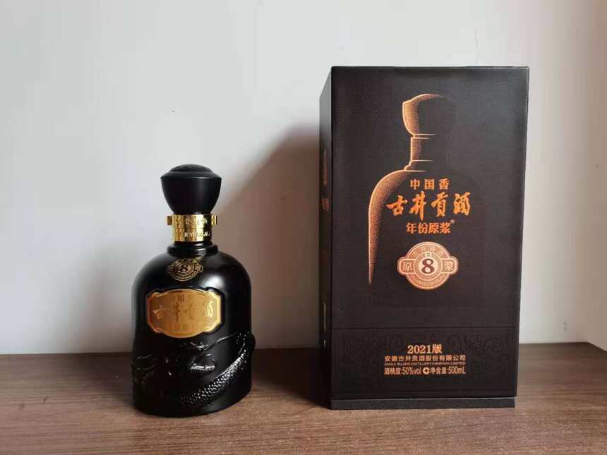 300-500元浓香酒的对比：让我们看看品牌对价格的推动