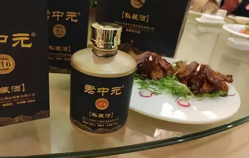 全国哪的白酒最好喝？经测评，这4款酒名列前茅，有你家乡的吗？