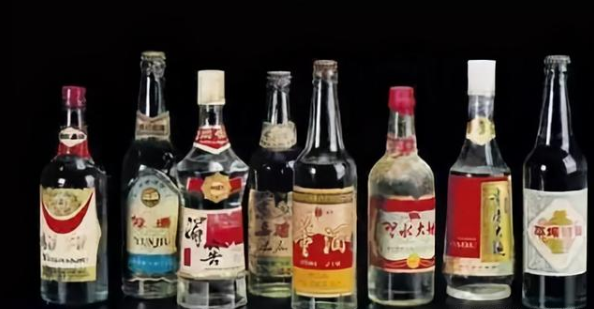 被谣传“假酒”的大牌酒水，其实是粮食酒，80后：真想再喝它一回