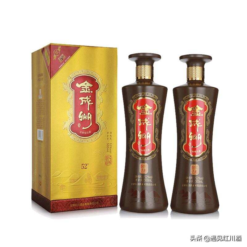 主人斟酒时，客人可行“叩指礼”吗？