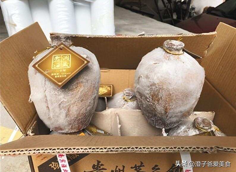 人上了年纪喝酒要讲究！行家：再苦再难坚决不碰这3种酒，没好处