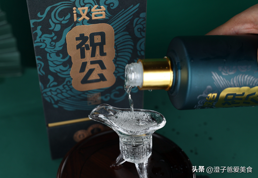 中国3款“光瓶酒”，都是100%纯粮佳酿，好喝也不贵，你都喝过吗