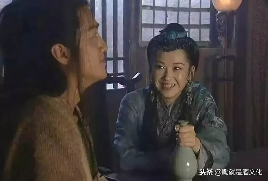 金庸先生，江湖再见！一杯佳酿，送别大侠