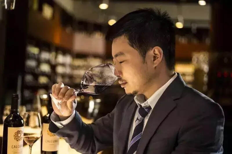 TopWine 诚挚邀请您品鉴来自世界葡萄酒的臻酿