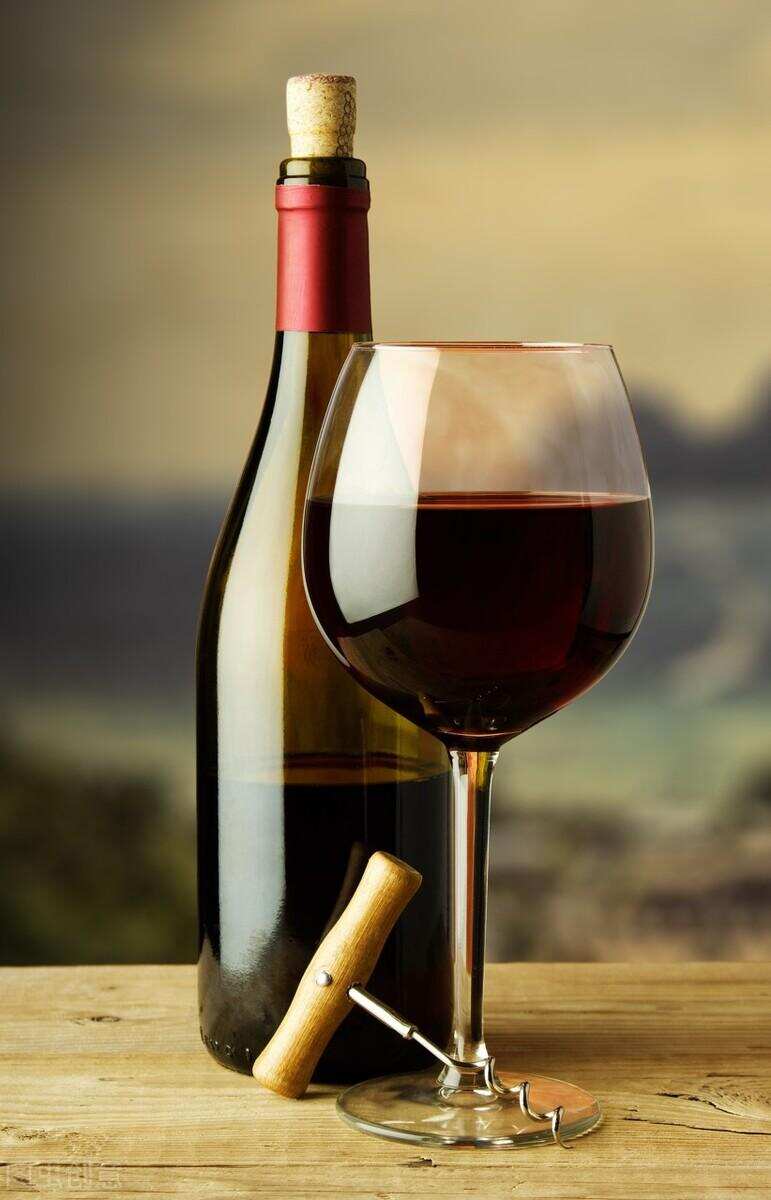 开瓶后喝不完的葡萄酒该如何保存？