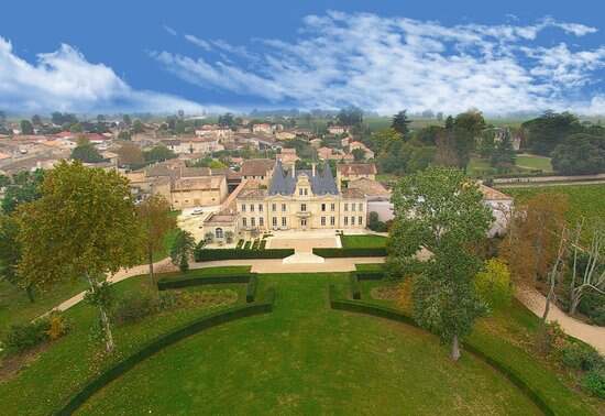 卢萨克酒庄 Chateau de Lussac