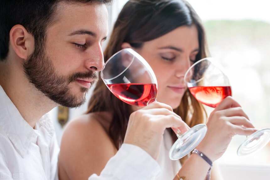 如何描述葡萄酒的口感？葡萄酒口感描述的6个维度