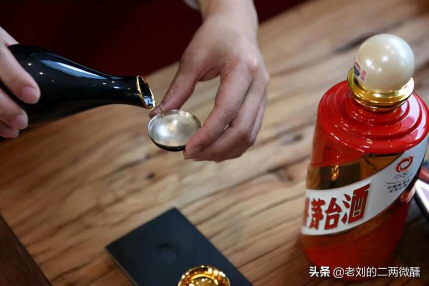 最穷地方出最好的酒，某酒厂员工人均年薪31万，贵州怎么做到的？