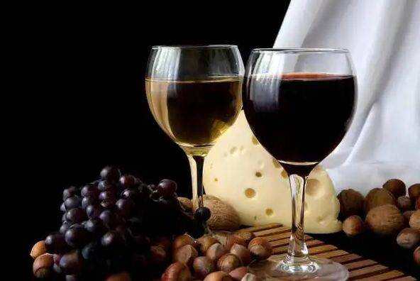 葡萄酒的理想侍酒温度是多少？喝酒必看