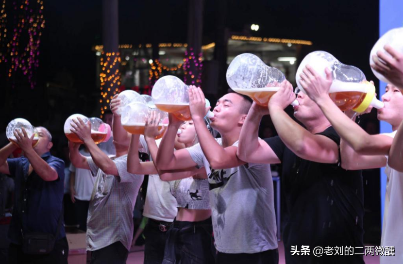 江苏反超安徽！苏酒开始全面超越徽酒，江苏人：先放弃内斗再说