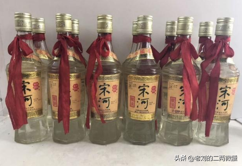 河南三大“酒王”没落，曾位列名酒比肩茅台，如今却沦为四线配角