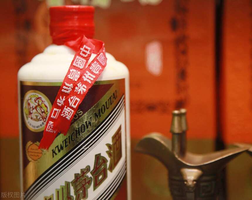 茅台酒和汾酒，谁才是1915年的金牌获得者？