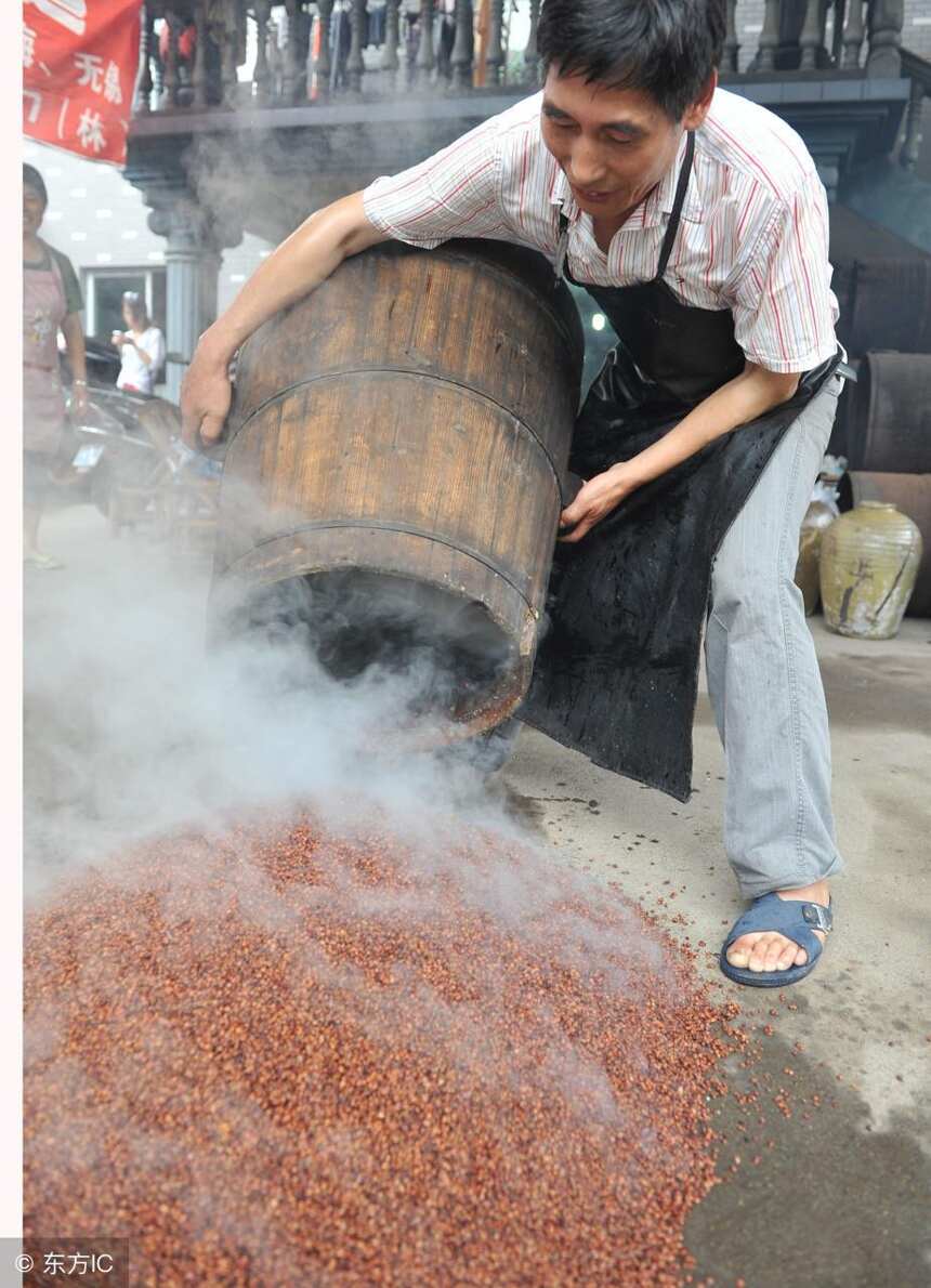 喝酒的朋友一定听说过酒曲，赶紧来看看酒曲的详解！