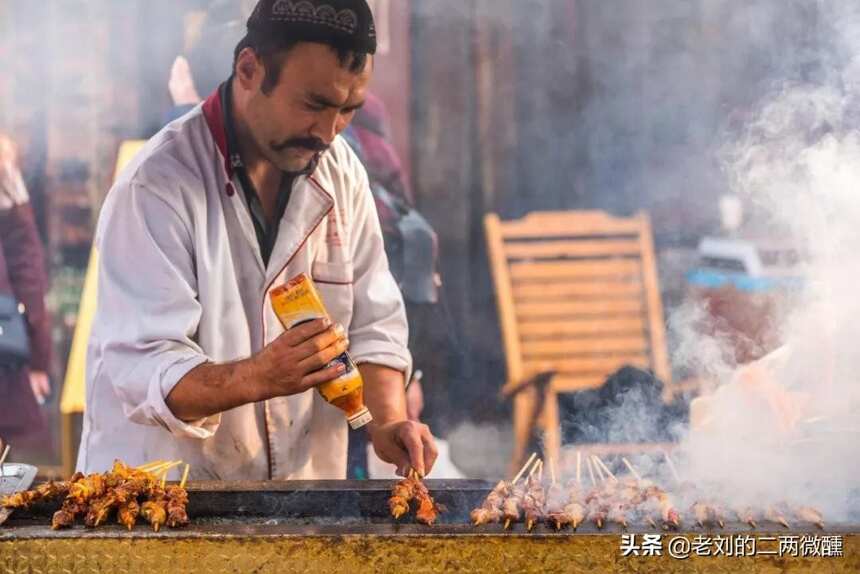 干翻内蒙古酒王的汾酒，在新不敌“新疆茅台”？本地人：不看广告