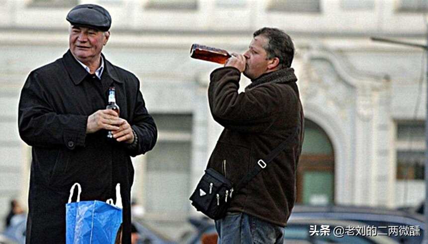 曾为保健酒中的老大，竹叶青却被误认为饮料酒，年轻酒友：没听过