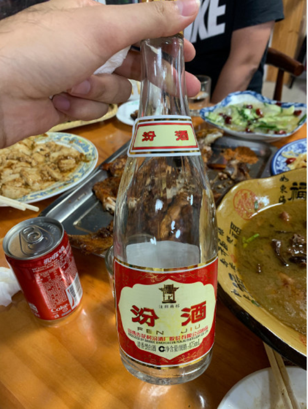 好酒不在价格高，这5款粮食酒，1瓶不到100元，口感好质量优