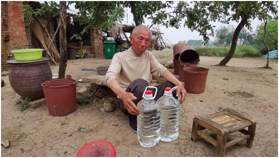 上海65岁大爷想喝好酒，竟自购设备酿酒，没喝几天便出事，为何？