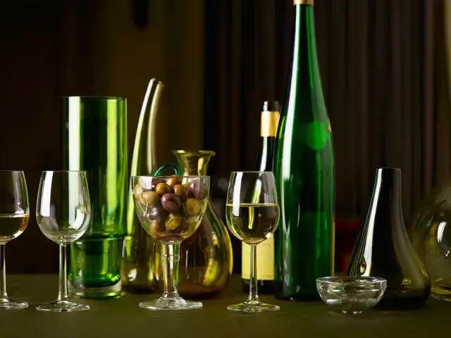 葡萄酒瓶为什么多为绿色？