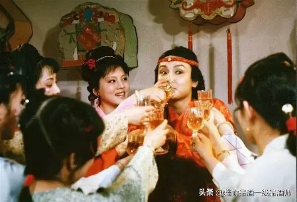 为什么在古代叫吃酒，而不叫喝酒？