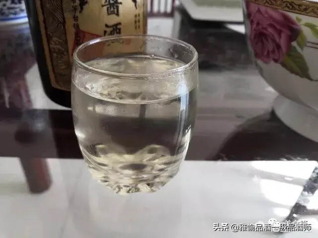 白酒怎么区分粮食酒和勾兑酒