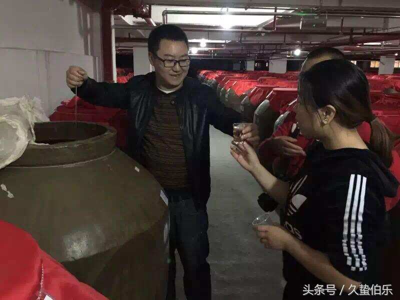 《非凡匠心》都有茅台定制篇，你认为封坛定制有春天吗？