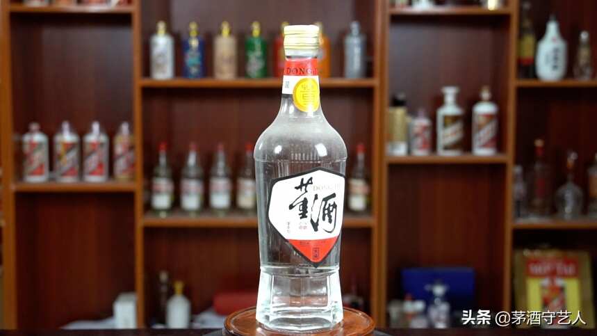 茅酒守艺人品酒贵州篇：董香型，董酒密藏（新白董）