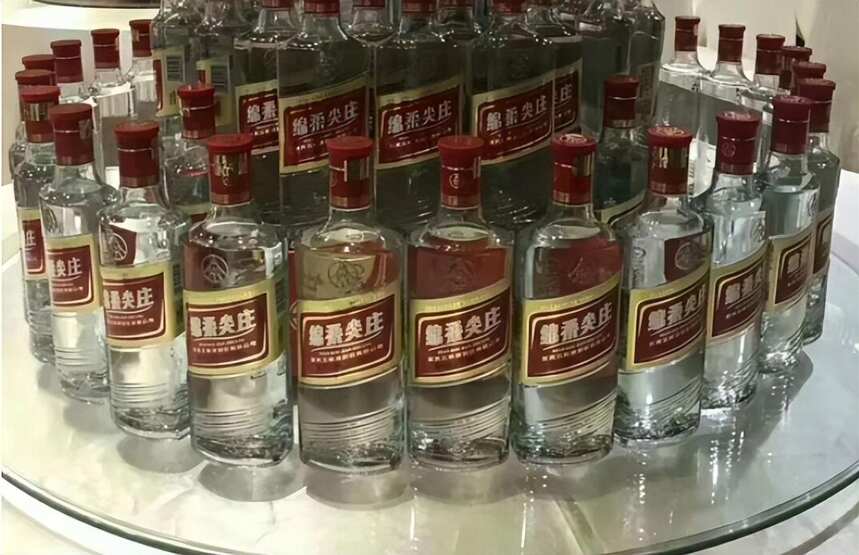 白酒配料表里水在第一位就不是纯粮酒？建议搞懂再买，不易吃亏