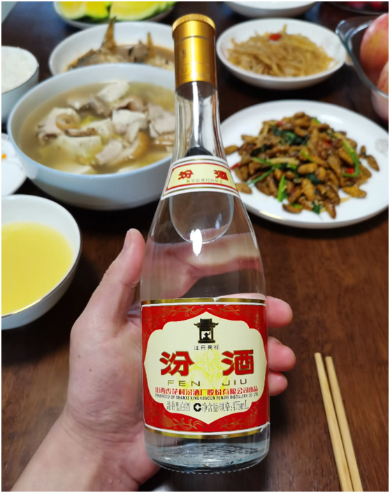 河南烟酒店老板喝过40种白酒后，对这5款情有独钟，你知道几款？