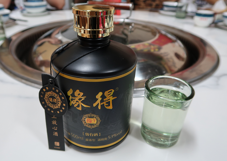 贵州人请客喝啥酒？很少碰茅台，这3款“廉价好酒”反而很受欢迎