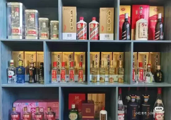 如何加入京东撸酒群？正牌酒水1折起，我屯了6个酒柜！