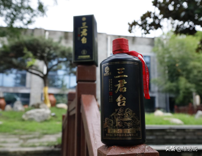 揭秘现如今的酒厂不冒烟、不见酒糟的秘密，酒厂员工说出2点原因