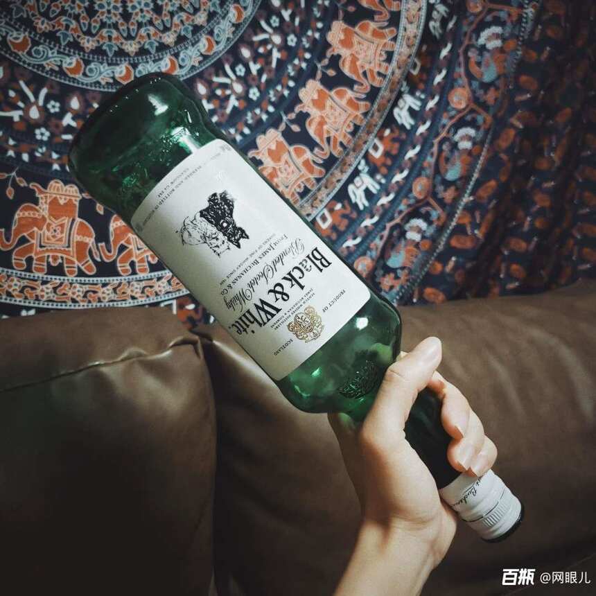 酒友奇葩行为大盘点，快看看你中招了吗？