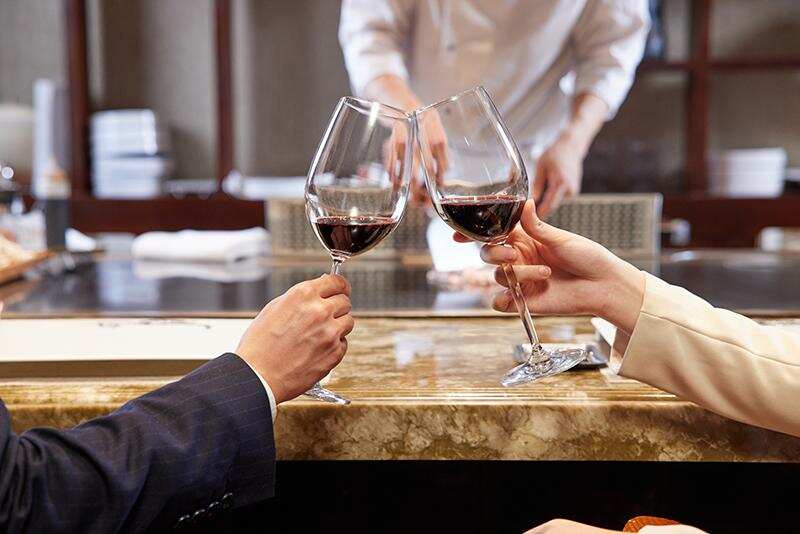 2022年红酒生意好做吗？做红酒代理利润有多大？