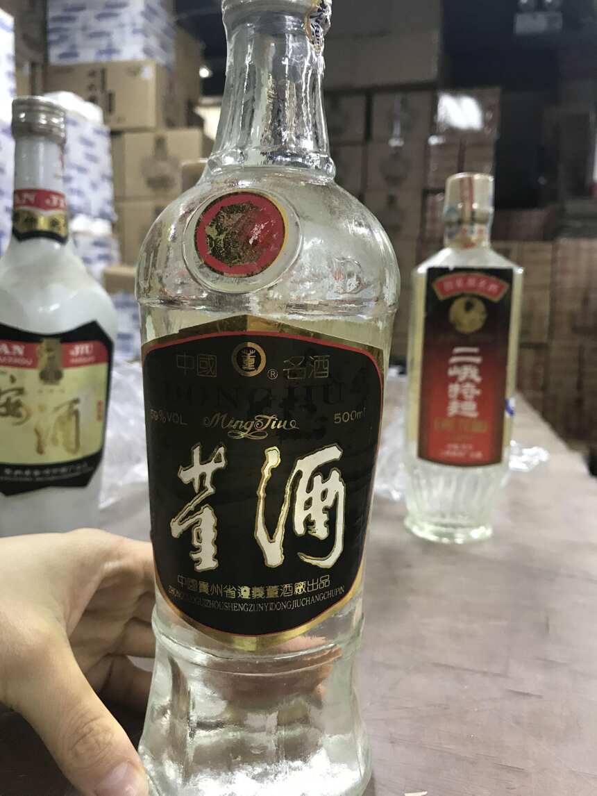 除了贵州茅台，还有哪些酒即好喝又价美？