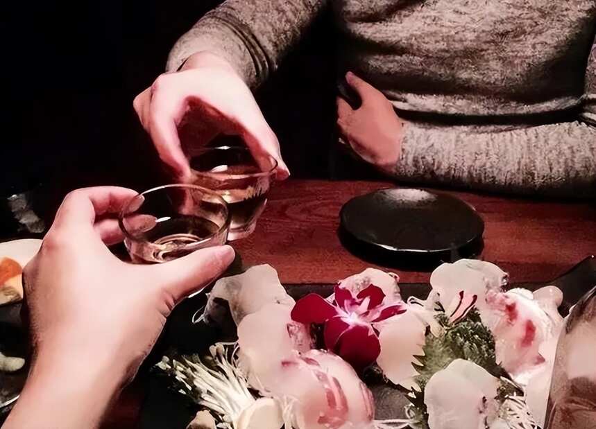 诸葛亮：交朋友前，先陪他喝两杯