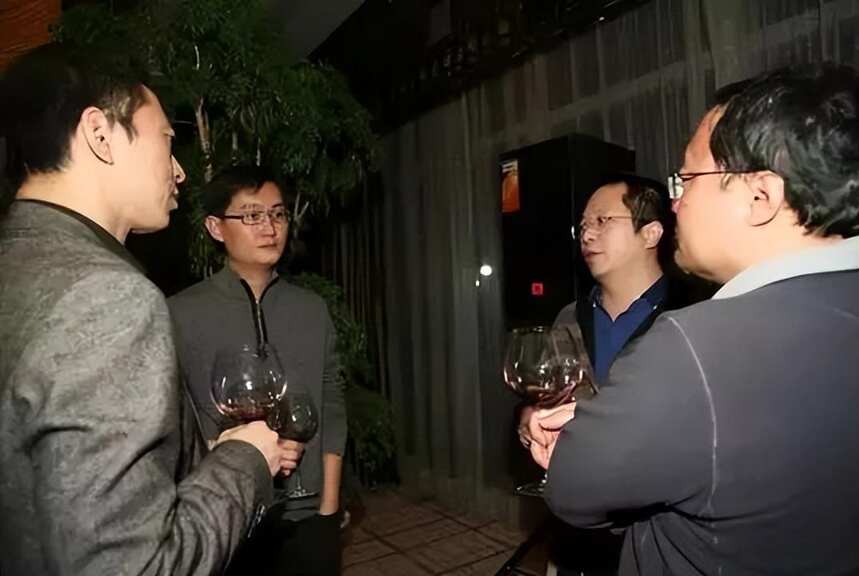 诸葛亮：交朋友前，先陪他喝两杯