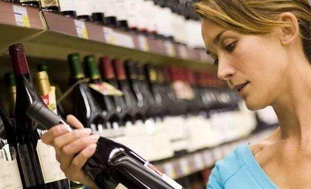 与“扫不出码”的相比，能“扫”出价格的葡萄酒可能更不真实