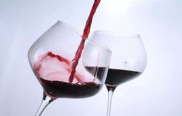 买葡萄酒时，90% 的人都会犯这些错误！