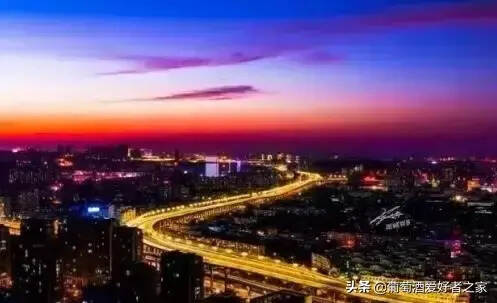 中国G7高速全线开通 全世界最美！完爆美国66号公路