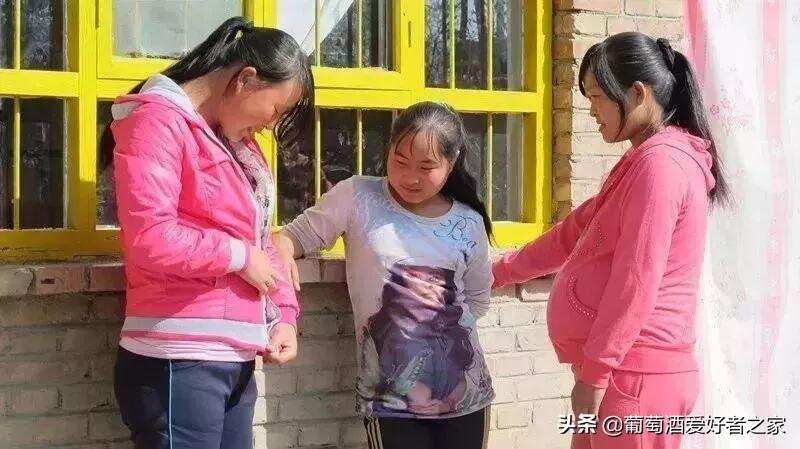 真实记录：中国3个阶层孩子的10年人生轨迹