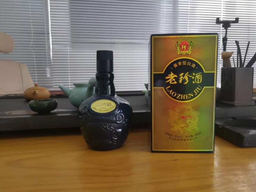 贵州好酒遍地开花，当地人喝的都是什么酒？行家：不仅仅是茅台