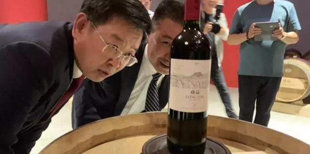 上海人是深夜“红酒之王”？可口可乐想涉足葡萄酒业？