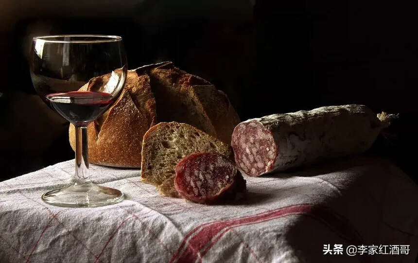 为什么酿酒师不把葡萄酒的沉淀物去掉？